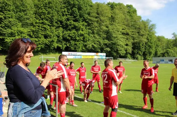 Den Sieg holten sich die Ärzte mit einem 0:2.