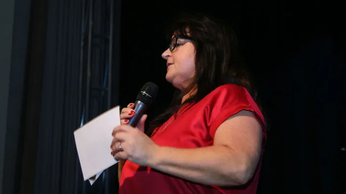 Unter der Leitung von Endrina Rosales-Rodriguez tritt der Chor "Voice of Life" in ganz Österreich auf.