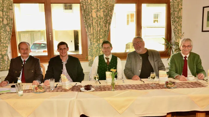 Zahlreiche Ehrengäste kamen zur Hofübergeberehrung nach Dellach ins Gailtal.
