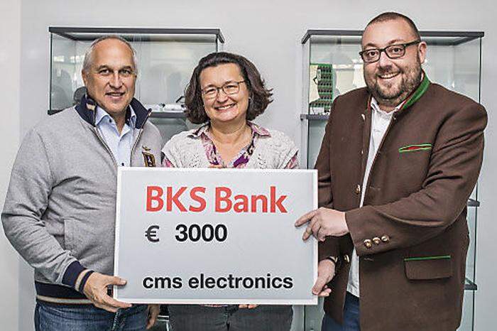 Seit Jahren für "Kärntner in Not" im Einsatz: Sven Skjellet und Jutta Singer von CMS Electronics in Klagenfurt