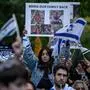 "Bringt unsere Familie zurück": eine Frau bei einer israelischen Solidaritätskundgebung in New York