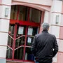 Die Zahl der Arbeitslosen sank im Wochenvergleich um 4600 auf rund 359.000 Personen