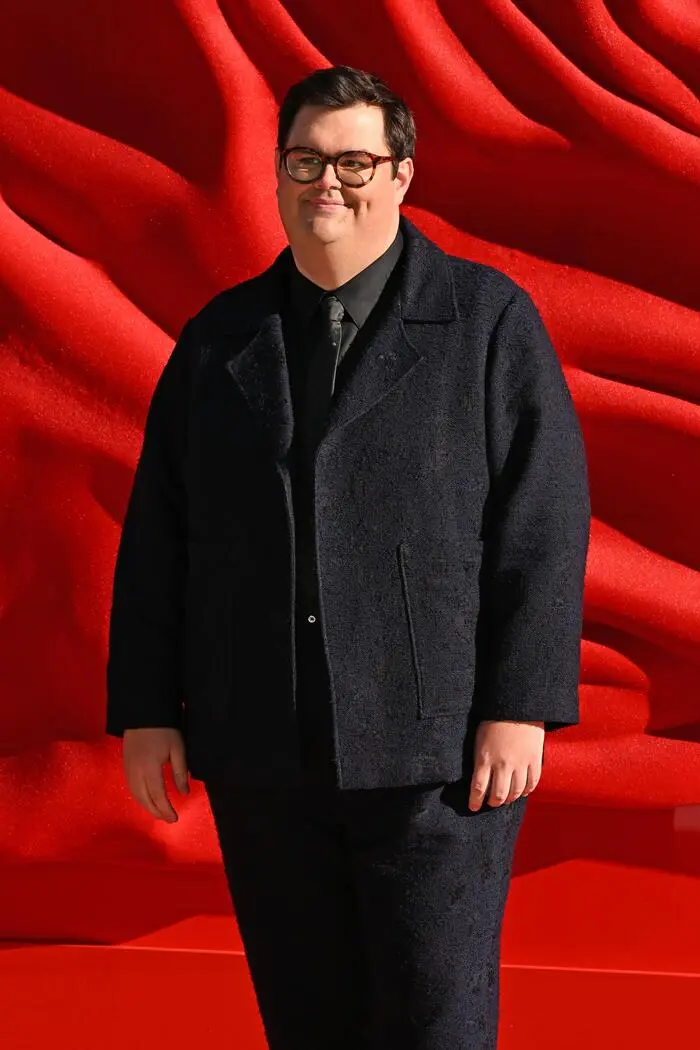 Aufsteigender Stern in der amerikanischen Comedy- und Podcasting-Blase: Caleb Hearon 