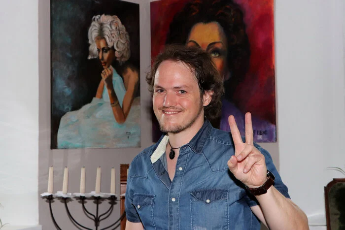 Bitte klicken Sie sich durch die Bilder!