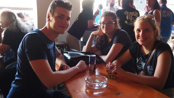 Die Band The Dreckpack spielte und somit war die Stimmung am Sommerfest in Tultschnig hinter dem Gasthaus Stopper perfekt.