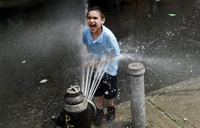 Stundenlange Freude und Abkühlung durch Hydranten