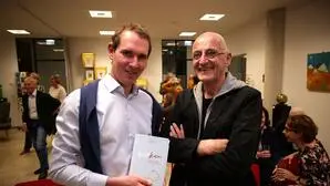 Andreas Ambros-Lechner stellte sein Buch „Wirken“ vor
