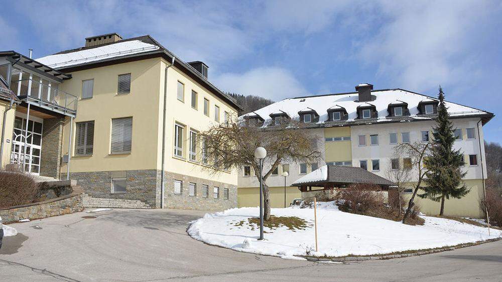 Die ehemalige Tourismusberufsschule in Oberwollanig steht noch immer leer – die Neunutzung des Areals befindet sich in der Planungsphase