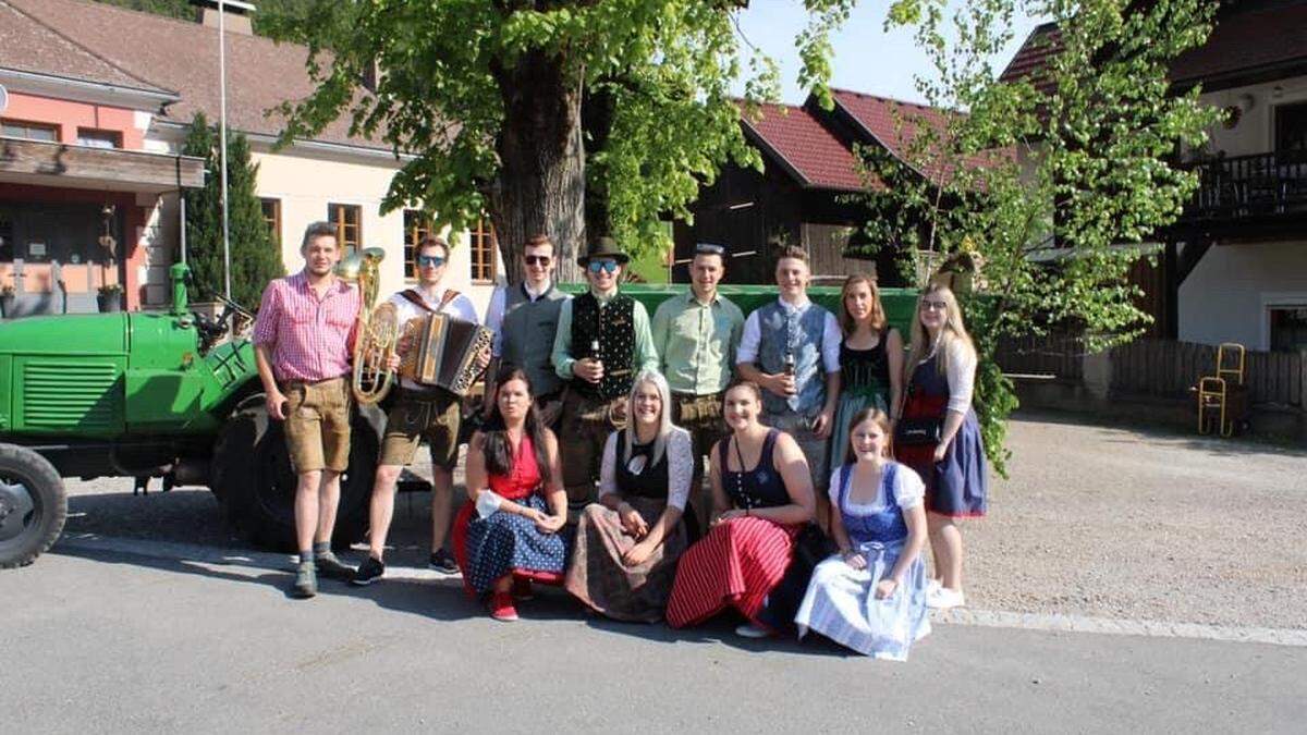 Die Landjugend Kreuzen lädt nach zwei Jahren wieder zum Kirchtag