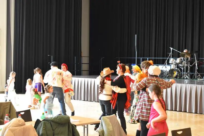 Klicken Sie sich durch die restlichen Fotos der Krieglacher Faschingsparty