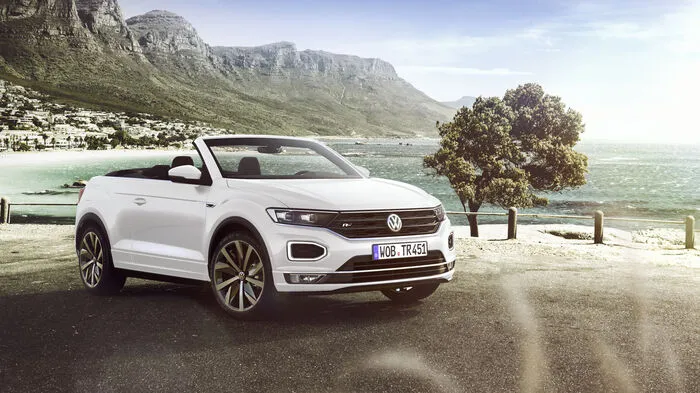 Ob die Cabrioversion des Range Rover Evoque einen Nachfolger bekommt, das lassen die Briten noch nicht verlautbaren. Fix ist indes, dass im Frühjahr 2020 ein anderes kompaktes SUV die Stoffmütze lüften wird – und zwar der VW T-Roc.