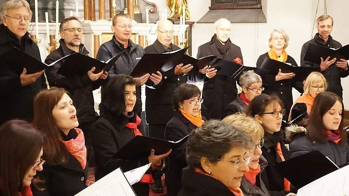 Auch der „Feldkirchenchor“ ist mit dabei