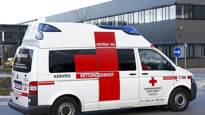 Das Rote Kreuz übernahm die Versorgung des Schwerverletzten