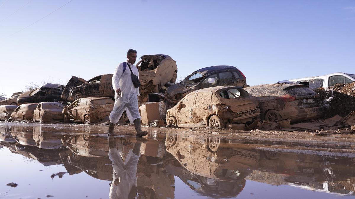 Das Jahrhundertunwetter richtete massive Schäden in Spanien an | Das Jahrhundertunwetter richtete massive Schäden in Spanien an