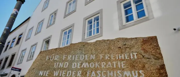 Im Geburtshaus von Adolf Hitler in Braunau am Inn wurde eine neue Polizeistation eingeweiht