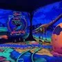 Ein 5D-Erlebnis: Blacklight Minigolf beim Märchenwald