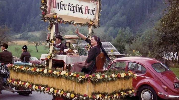 Der Brotwagen von Familie Kogler war schon 1972 dabei.