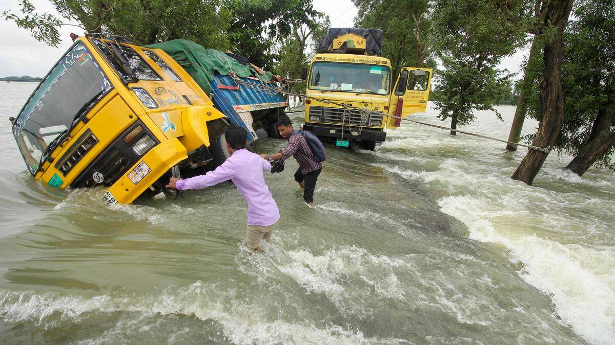 Schwere Regenfälle und Überschwemmungen haben in Bangladesch und Indien in den vergangenen Jahren zugenommen. Vieles deutet darauf hin, dass solche Ereignisse künftig zunehmen werden. 