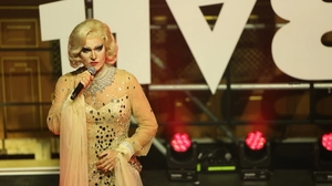 Na, wer zeigte sich hier am Tuntenball?