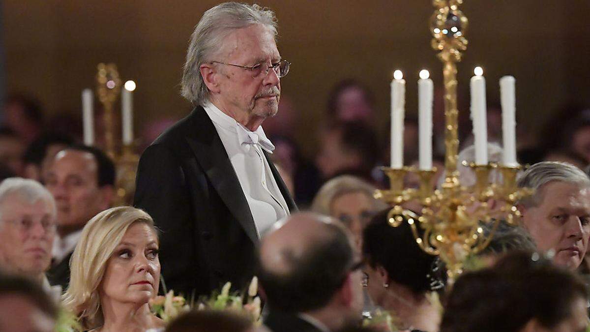 Von Peter Handke, hier bei der Nobelpreisverleihung in Stockholm, gibt es neue Prosa und ein neues Drama 