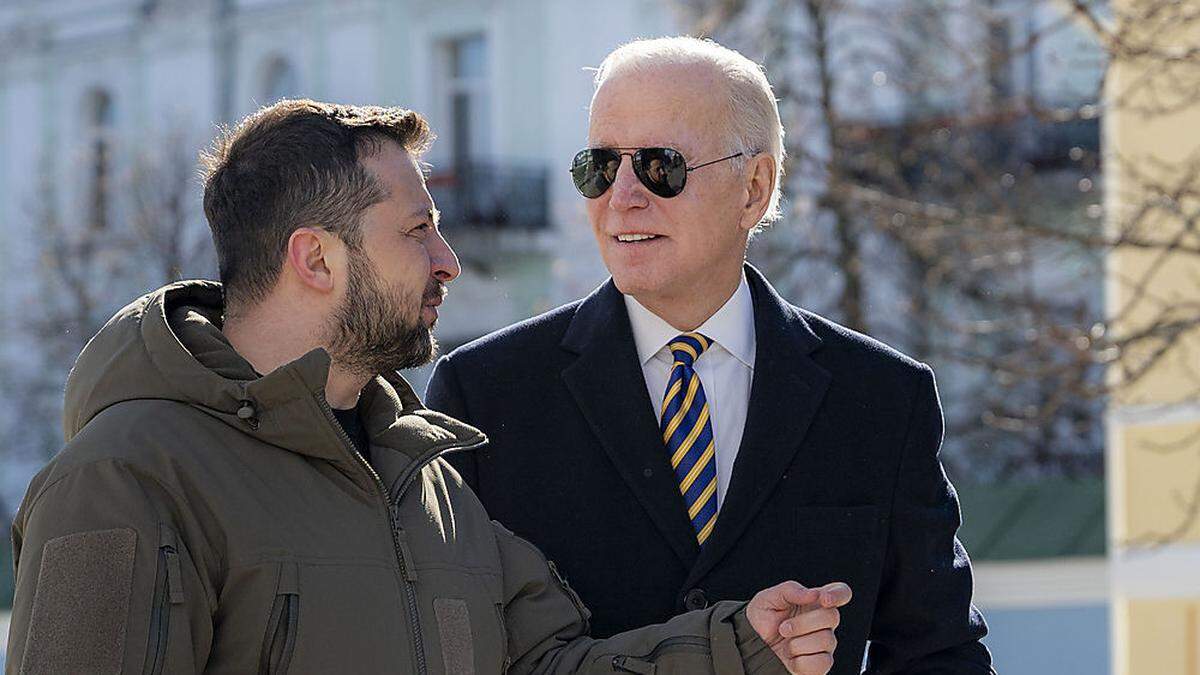 Biden und Selenskyj in Kiew