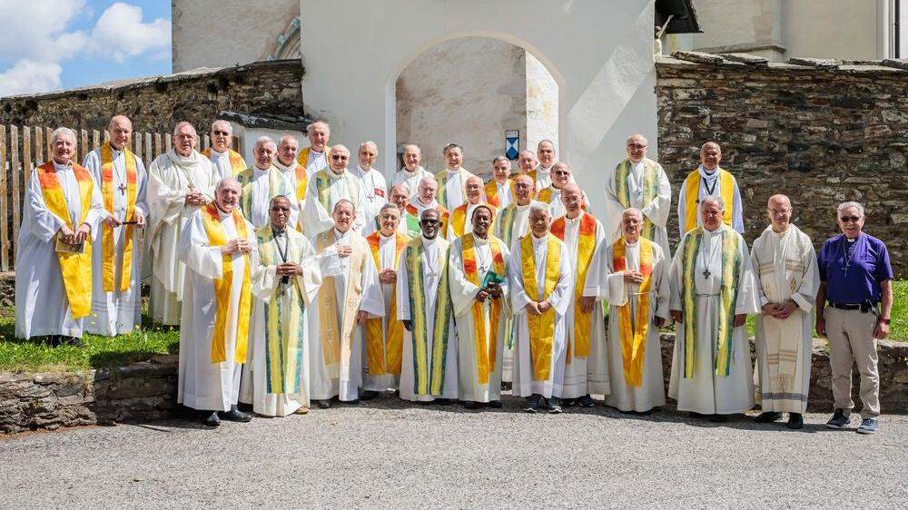 40 Bischöfe weilen derzeit auf Schloss Seggau