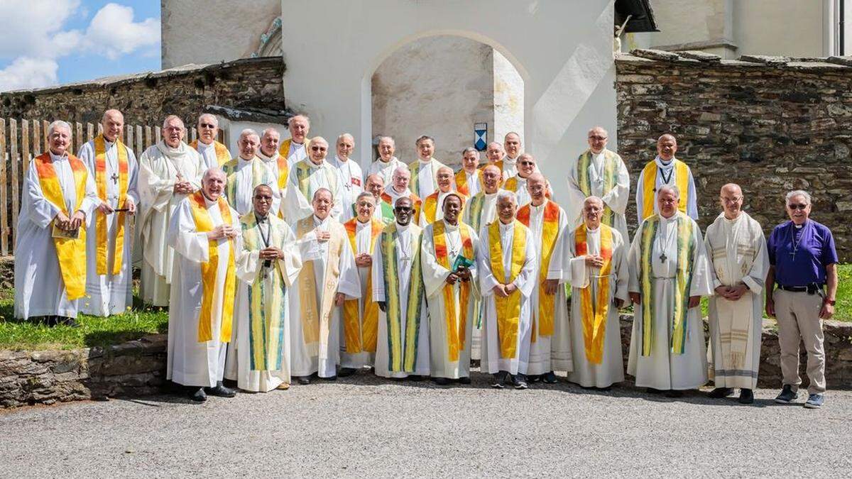 40 Bischöfe weilen derzeit auf Schloss Seggau