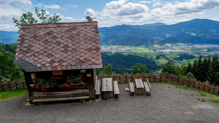 Gestatten, die Nr. 1 der Steiermark: Der Bründlweg (9385 Stimmen) besticht durch Ausblick und Kulinarik
