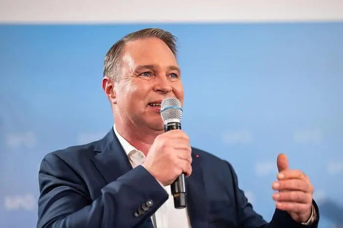 „Natürlich ist die Hand ausgestreckt.“ - SPÖ-Vorsitzender Andreas Babler äußert sich ganz ähnlich, meint aber nicht die Freiheitlichen, sondern die ÖVP.