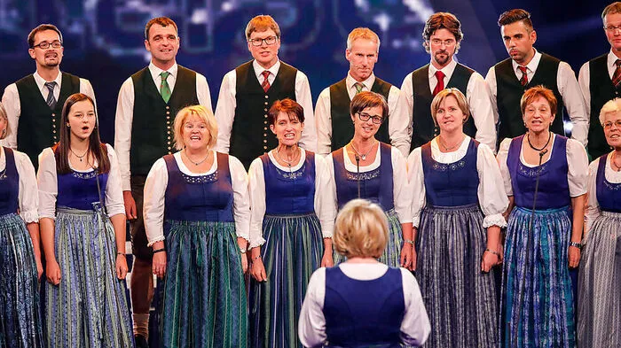 Die Sängerrunde Pöllau besticht bislang in erster Linie durch ihre Stimmen. Auf Showeffekte wird bewusst verzichtet.