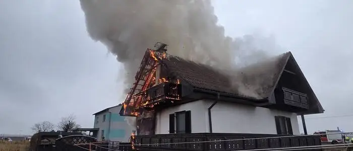 Der Dachstuhl fing Feuer