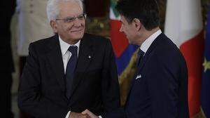 Staatspräsident Sergio Mattarella mit Premier Giuseppe Conte