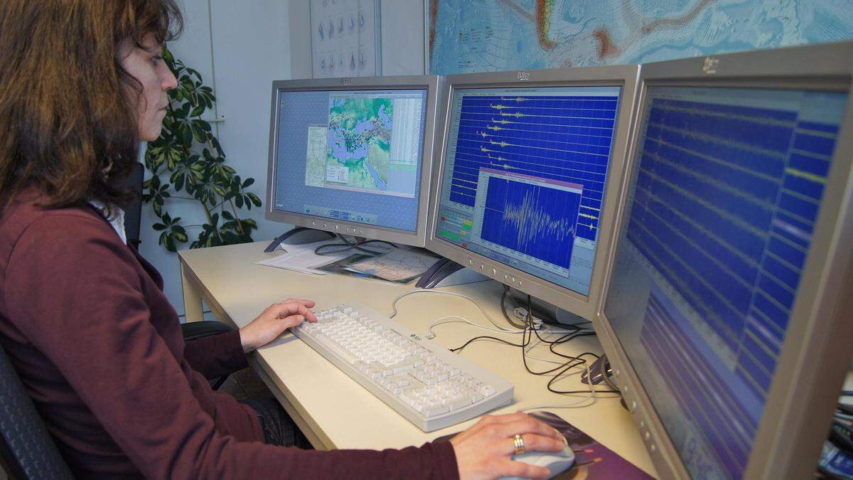 Seismologin der Geosphere Austria