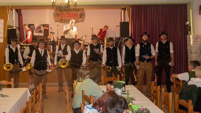 Der 26. Jägerball in Arriach hatte wieder großen Unterhaltungswert
