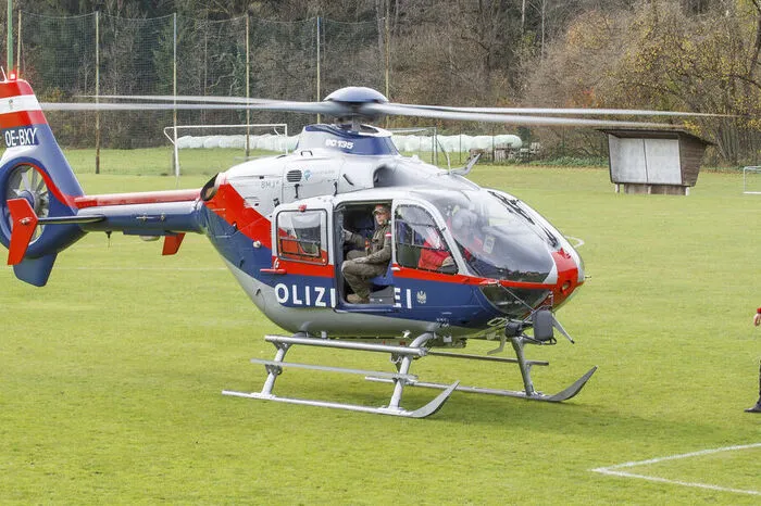 Eine Woche lang war ein 60-jähriger Motorradfahrer aus dem Bezirk Weiz vermisst, der auf einer Fahrt ins Burgenland verschwunden war. Schließlich entdeckten ungarische Beamte dessen Leiche.