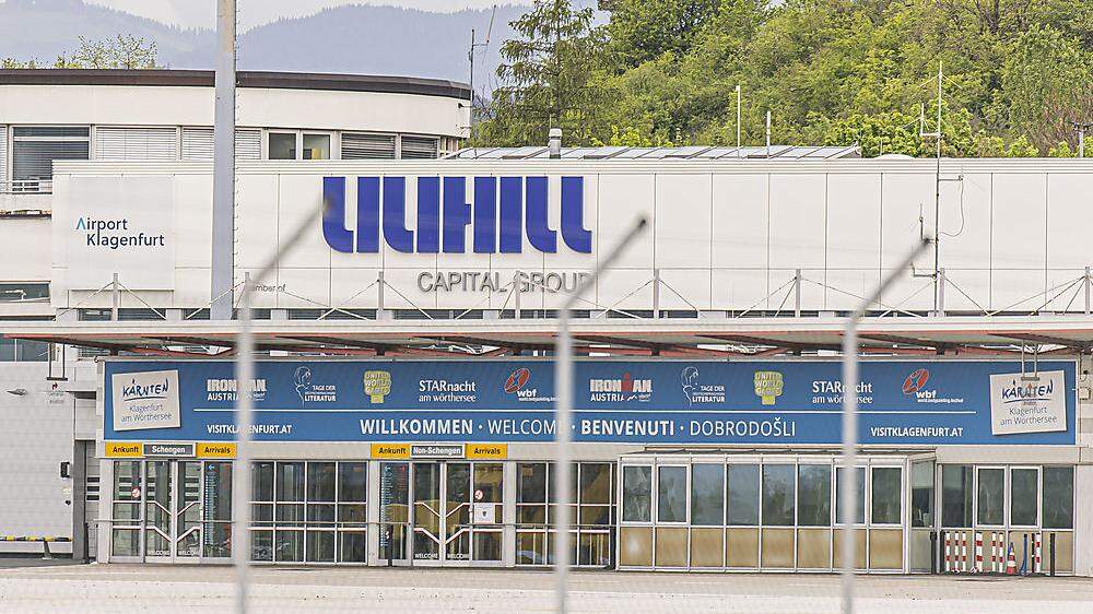 Noch prangt das Lilihill-Logo am Terminalgebäude