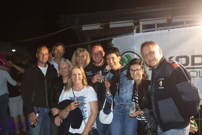 Klicken Sie sich durch die Bilder der 9421´er Party der LJ Eitweg.