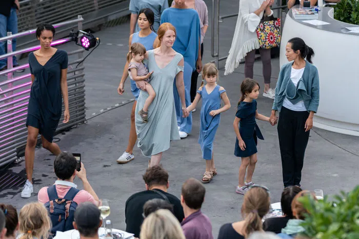 Am Donnerstagabend machte eine Street Fashion Show auf der Murinsel den Anfang. 