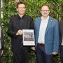 Freuen sich über die Auszeichnung: Thomas Raser (Centermanagement), Josef Gasser (geschäftsführender Gesellschafter), Bernd Walter (Centermanagement), Arno Schabel (Projektmanagement)