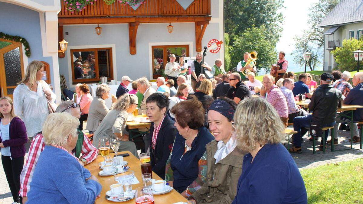 Ab Mai 2020 kann im Gasthof Wiendl wieder geschmaust werden