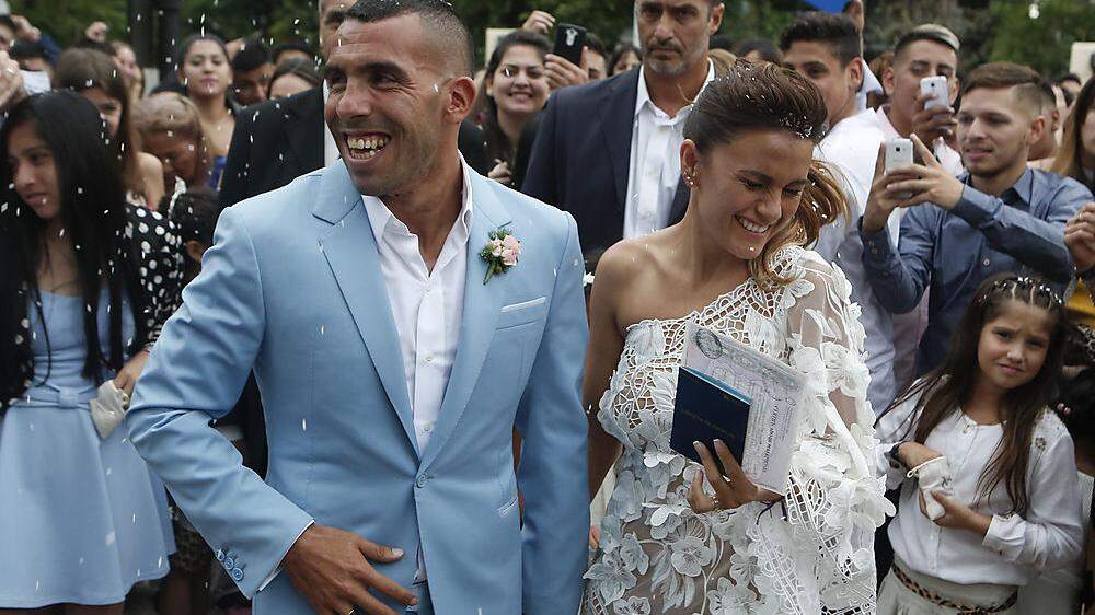 Doppeltes Glück: Tevez hat erst am Donnerstag seine Vanessa geheiratet