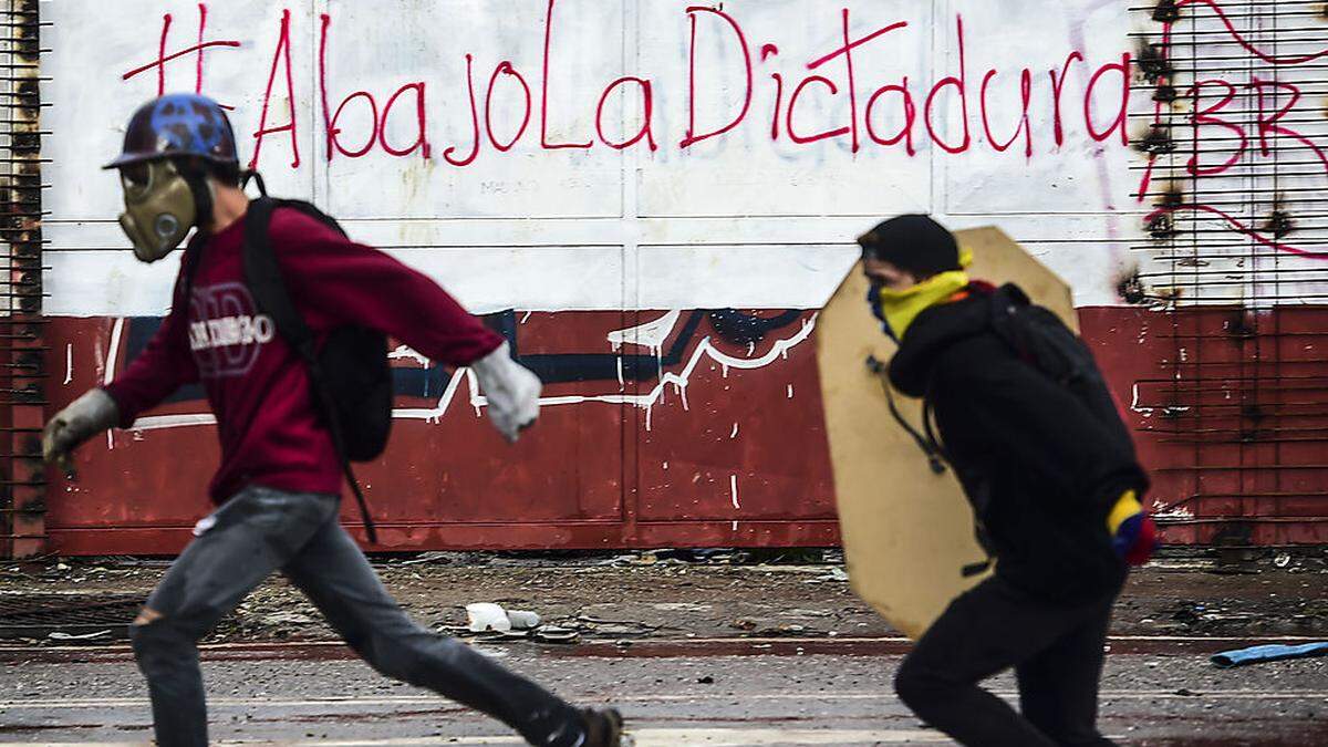 Proteste gegen Präsident Maduro