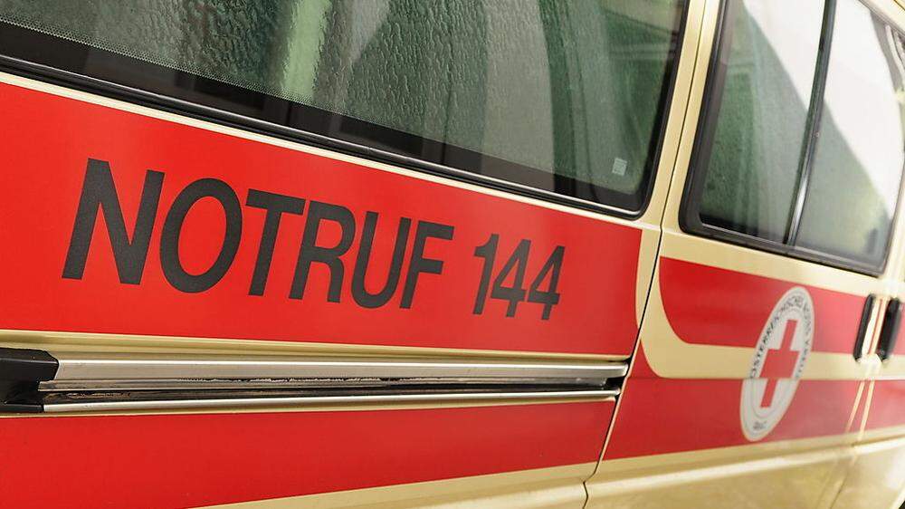 Rotes Kreuz brachte verletzten Motoradfahrer ins LKH Feldbach