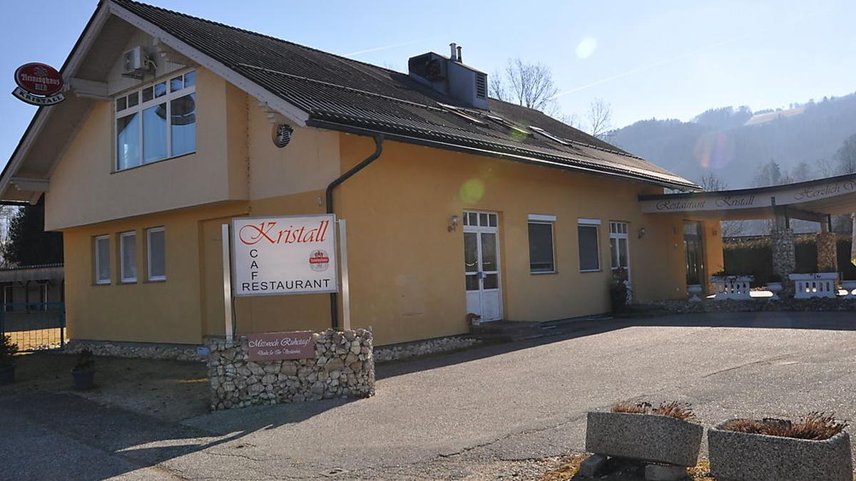 Mitte Oktober hat das Restaurant „Kristall“ in St. Paul geschlossen, nun wird es verkauft