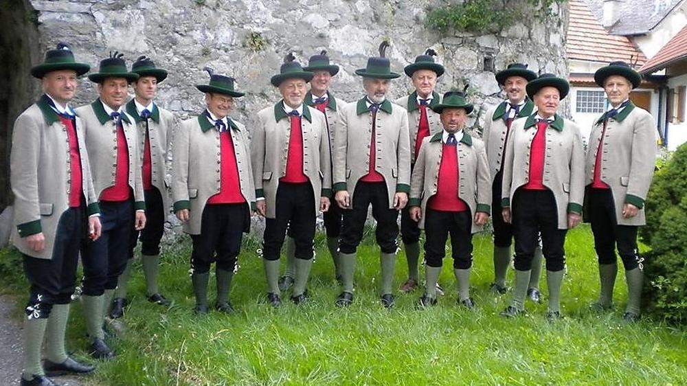 Die Männer des „MGV Erzherzog Johann Mautern“, der das 130-jährige Bestehen feiert, sind heute Gastgeber des Bezirkssingens