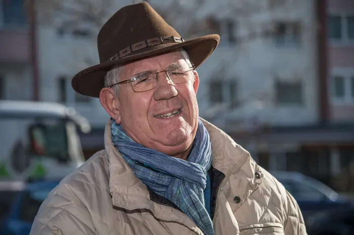 Rudolf Ebner setzt sich seit Jahren für eine Tonnagebeschränkung in der Steinbergstraße ein. Der Schwerverkehr sei dort unzumutbar, durch die Baurestmassendeponie drohen zusätzliche 90 bis 100 LKW. 