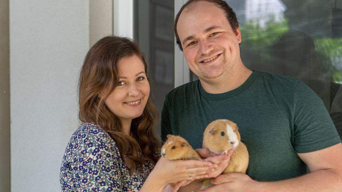 Nadine und Philipp Appé mit zwei ihrer &quot;Piggy Potatoes&quot;