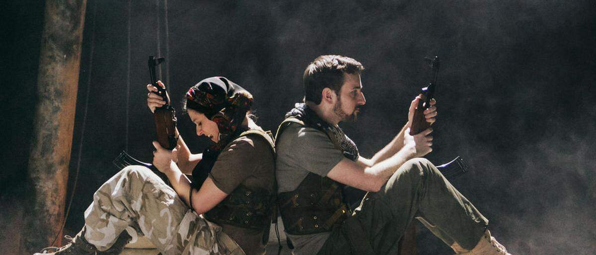 Isabella Knöll und Peter Fasching in &quot;Rojava&quot;