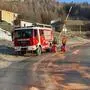 Die Florianis mussten das Öl auf der Brunnalmstraße binden