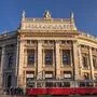 Steuert auf eine neue Ära zu - das Burgtheater